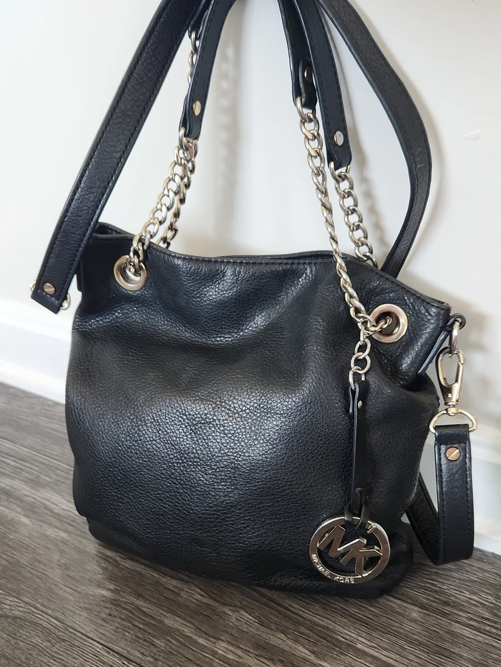 Michael Kors Medium Jet Set Chain Black Hobo Bag